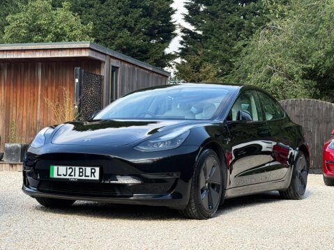 Tesla Model 3 (Dual Motor) Long Range Auto 4WDE 4dr 1