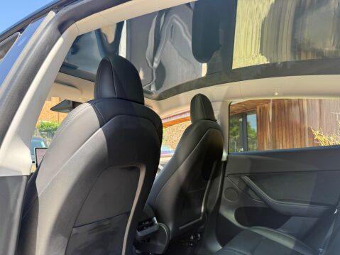 Tesla Model Y (Dual Motor) Long Range Auto 4WDE 5dr 27