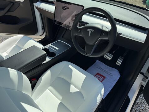 Tesla Model Y (Dual Motor) Performance Auto 4WDE 5dr 24