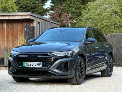 Audi Q8 55 Black Edition Auto quattro 5dr 114kWh (11kW Charger) 3