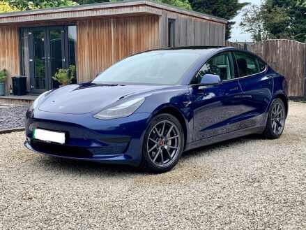 Tesla Model 3 (Dual Motor) Long Range Auto 4WDE 4dr