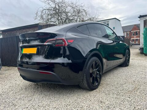 Tesla Model Y Auto RWD 5dr 9