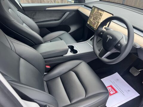Tesla Model Y Auto RWD 5dr 3