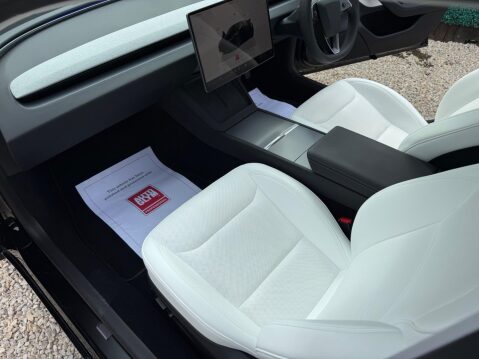 Tesla Model 3 (Dual Motor) Long Range Auto 4WDE 4dr 32