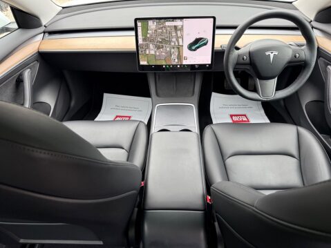 Tesla Model 3 (Dual Motor) Long Range Auto 4WDE 4dr 31