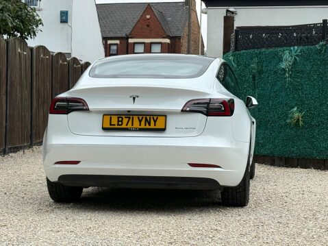 Tesla Model 3 (Dual Motor) Long Range Auto 4WDE 4dr 16