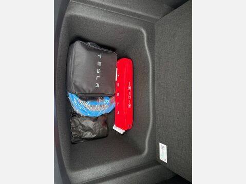 Tesla Model 3 (Dual Motor) Long Range Auto 4WDE 4dr 36