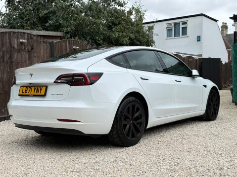 Tesla Model 3 (Dual Motor) Long Range Auto 4WDE 4dr 18