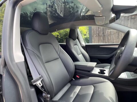 Tesla Model Y (Dual Motor) Long Range Auto 4WDE 5dr 22