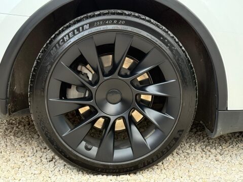 Tesla Model Y (Dual Motor) Long Range Auto 4WDE 5dr 21