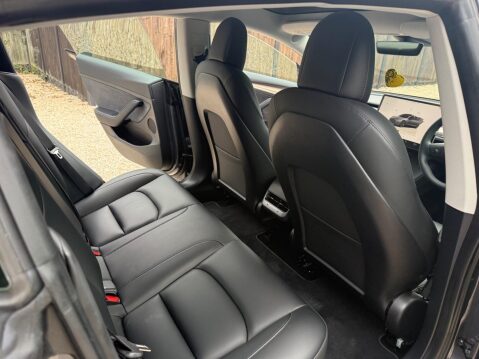 Tesla Model 3 (Dual Motor) Long Range Auto 4WDE 4dr 21