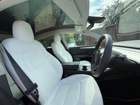 Tesla Model Y (Dual Motor) Long Range Auto 4WDE 5dr 22