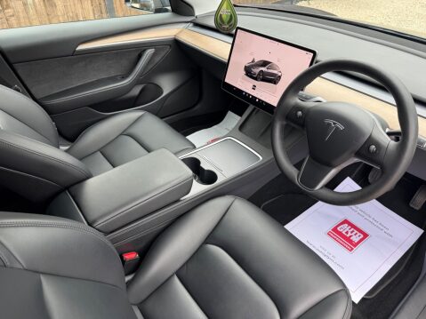 Tesla Model 3 Standard Range Plus Auto RWD 4dr 9