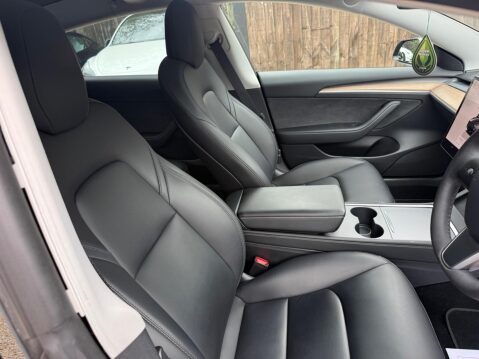 Tesla Model 3 Standard Range Plus Auto RWD 4dr 10