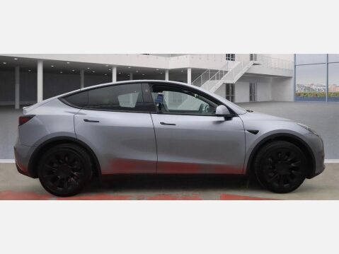 Tesla Model Y Auto RWD 5dr 5