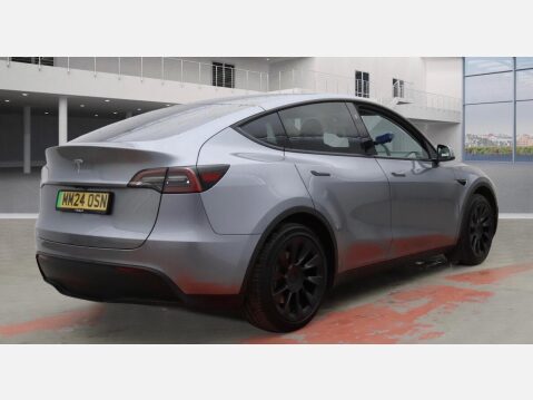 Tesla Model Y Auto RWD 5dr 4