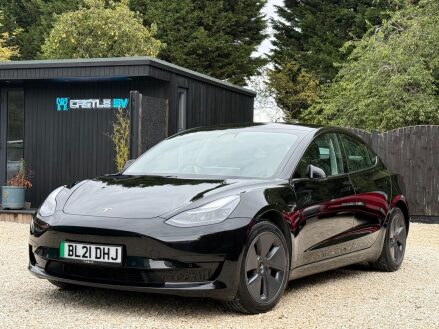 Tesla Model 3 Standard Range Plus Auto RWD 4dr