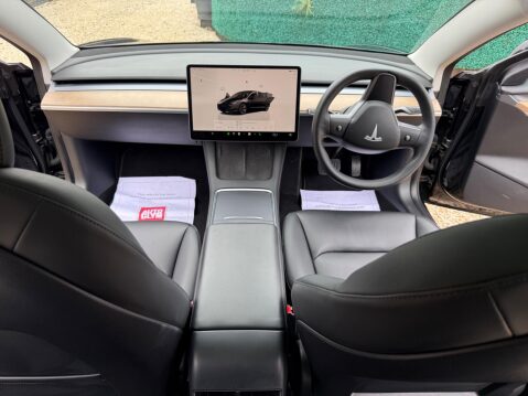 Tesla Model 3 Standard Range Plus Auto RWD 4dr 36