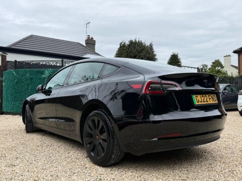 Tesla Model 3 Standard Range Plus Auto RWD 4dr 8