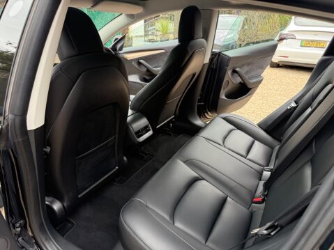 Tesla Model 3 Standard Range Plus Auto RWD 4dr 34