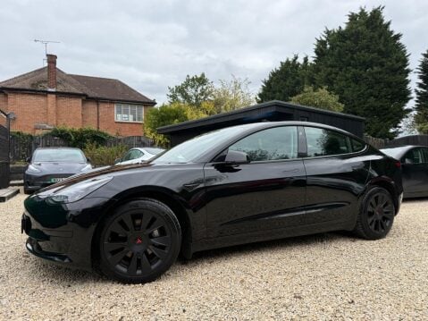 Tesla Model 3 Standard Range Plus Auto RWD 4dr 5