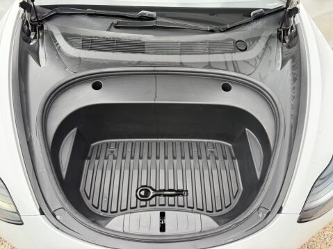 Tesla Model 3 (Dual Motor) Performance Auto 4WDE 4dr (Performance Upgrade) 33