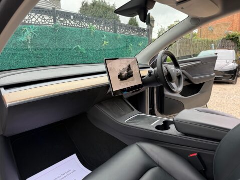 Tesla Model Y (Dual Motor) Long Range Auto 4WDE 5dr 30