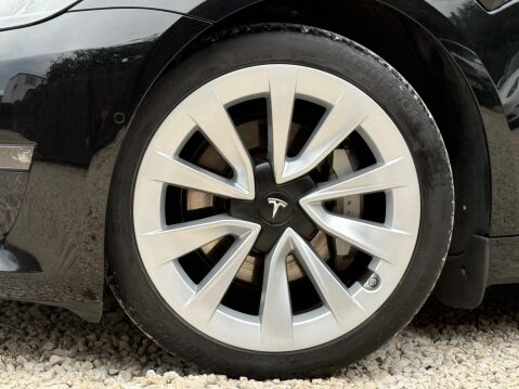 Tesla Model 3 (Dual Motor) Long Range Auto 4WDE 4dr 20