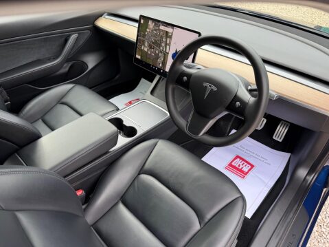 Tesla Model 3 (Dual Motor) Performance Auto 4WDE 4dr (Performance Upgrade) 30