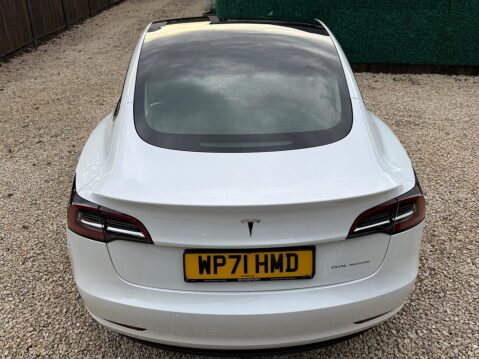 Tesla Model 3 (Dual Motor) Long Range Auto 4WDE 4dr 19