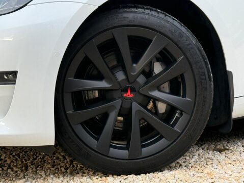 Tesla Model 3 (Dual Motor) Long Range Auto 4WDE 4dr 23