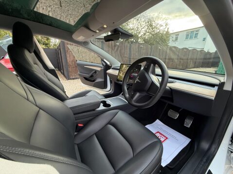 Tesla Model 3 (Dual Motor) Long Range Auto 4WDE 4dr 33