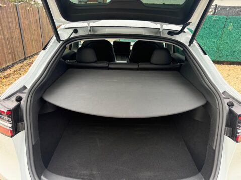 Tesla Model Y Auto RWD 5dr 31
