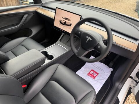 Tesla Model Y Auto RWD 5dr 25