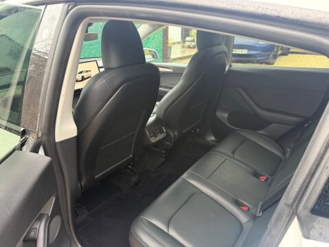 Tesla Model Y Auto RWD 5dr 34