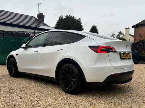 Tesla Model Y Auto RWD 5dr 8