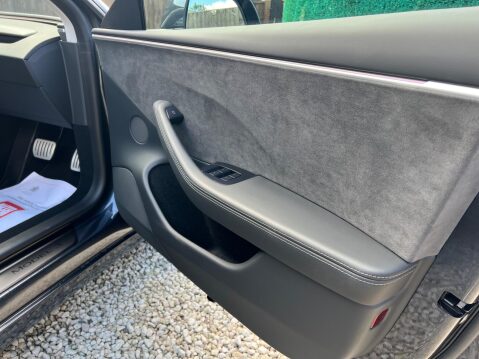 Tesla Model 3 (Dual Motor) Performance Auto 4WDE 4dr 11