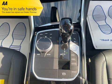 BMW 3 Series 330E SE PRO 1 OWNER FULL BMW SERVICE HISTORY AUTO 29