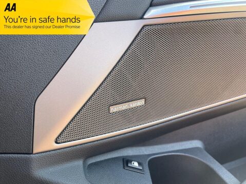 BMW 3 Series 330E SE PRO 1 OWNER FULL BMW SERVICE HISTORY AUTO 32