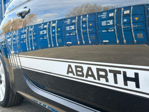 Abarth 500 595 1 OWNER FULL SERVICE HISTORY 13