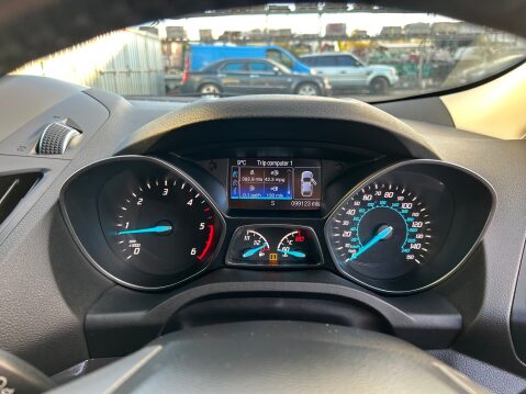 Ford Kuga TITANIUM TDCI PARK PILOT SAT NAV PARKING SENSORS 26