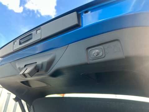 Ford Puma ST-LINE MHEV SAT NAV REAR PARKING SENSORS 18