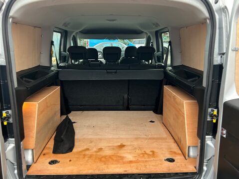 Fiat Doblo 16V TECNICO MAXI MULTIJET II CREW CAB SAT NAV 18