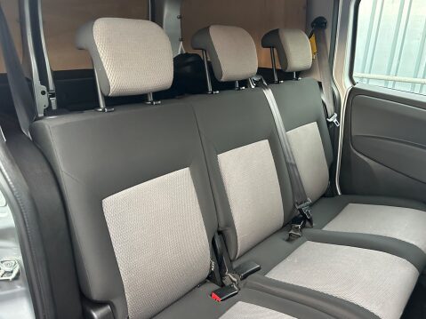 Fiat Doblo 16V TECNICO MAXI MULTIJET II CREW CAB SAT NAV 22