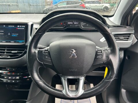 Peugeot 208 S/S TECH EDITION SAT NAV REAR CAMERA 23
