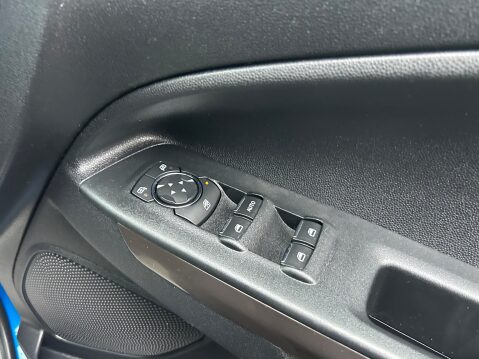 Ford Ecosport ZETEC APPLE CAR PLAY FROJT AND REAR PARKING SENSORS 22