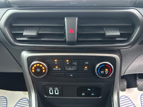 Ford Ecosport ZETEC APPLE CAR PLAY FROJT AND REAR PARKING SENSORS 26