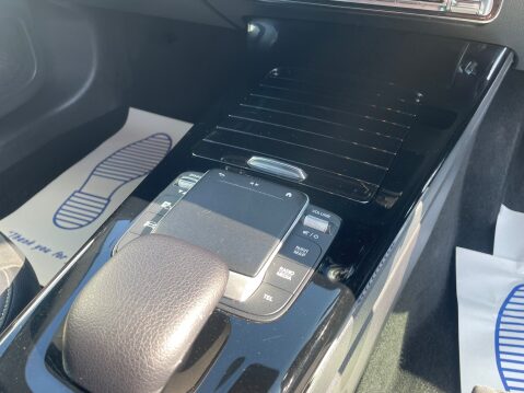 Mercedes-Benz A Class A 180 AMG LINE EDITION EXECUTIVE 1 OWNER MERCEDES HISTORY 39