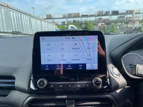 Ford Ecosport TITANIUM SAT NAV FRONT AND REAR PARKING SENSORS 23