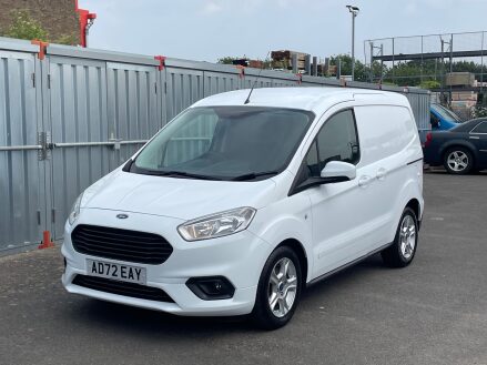 Ford Transit Courier LIMITED 1 OWNER FROM NEW ULEZ